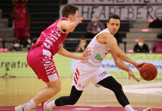 男女队的双 男女队的双